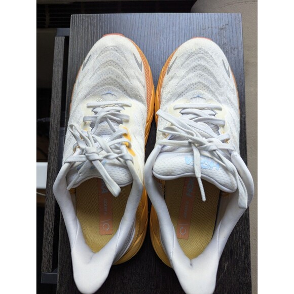 Women's Hoka Arahi 6 Wide Athletic Shoes *Great Condition* Size 8 D Light Gray - Picture 4 of 11